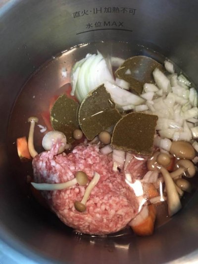 ホットクックでひき肉カレー：5分で完成のずぼらレシピ